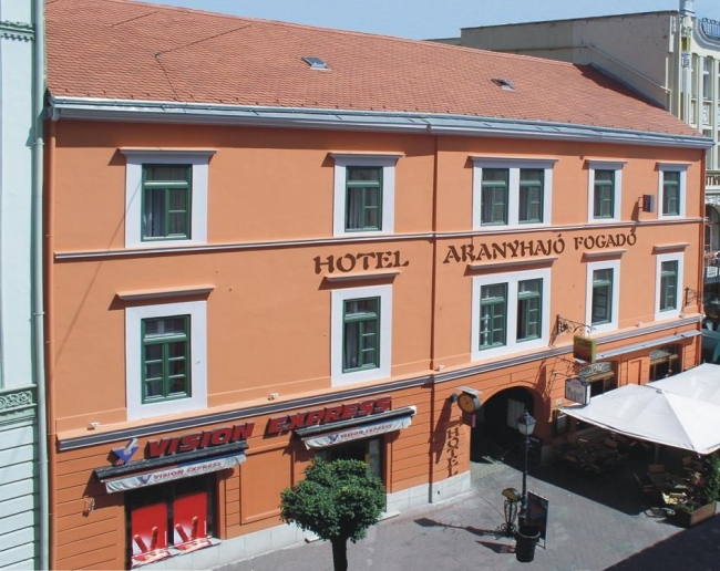 Hotel Aranyhajó Pécs